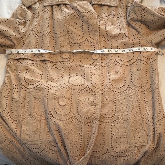 ☔️ FARM Rio for Anthropologie Womens Cottagecore Eyelet Beige Trench Coat Medium - Picture 16 of 16